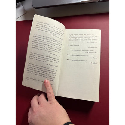 The Bazaar of Bad Dreams: Stories by King, Stephen , paperback