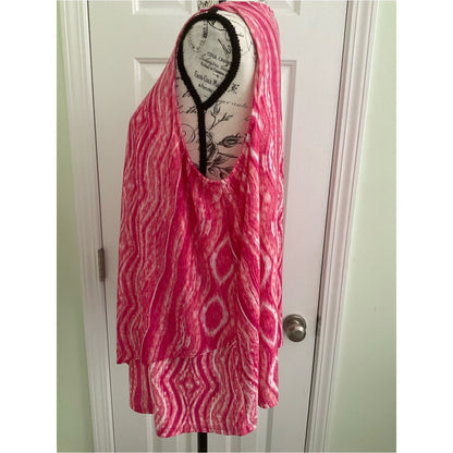 Catherine’s sleeveless tunic