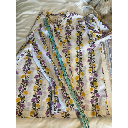BEYOND by Vera White Floral Ruffle-Trim Blouse in Purple & Yellow