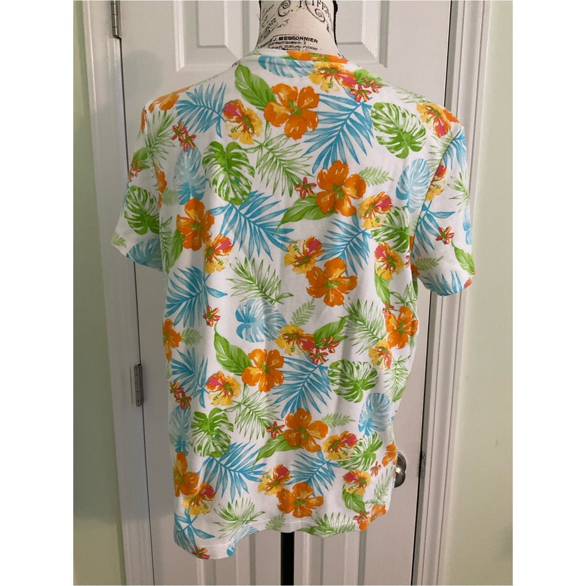 Kim Rogers Tropical Floral Short Sleeve Tee in White, Orange & Blue