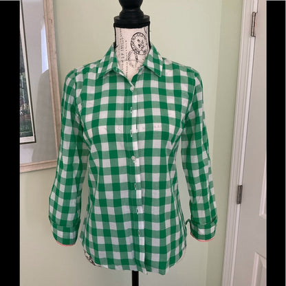 Crown & Ivy button down shirt