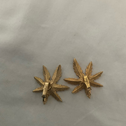 Sarah Coventry Gold Leaf Clip Earrings