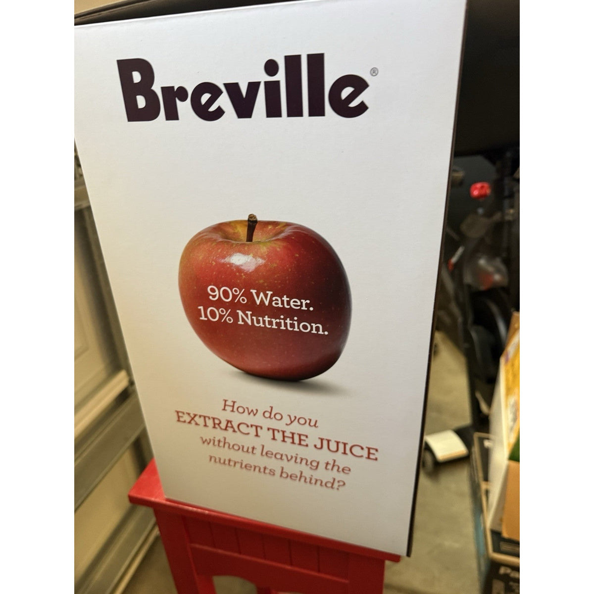 Breville The Juice Fountain Compact w/onboard Pulp Container BJE200XL NEW
