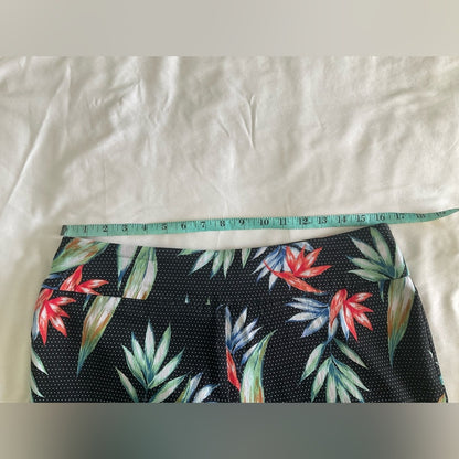 Zac & Rachel Black Tropical Print Capris