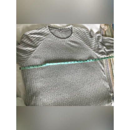 Ribbed Crewneck Sweater — Light Gray