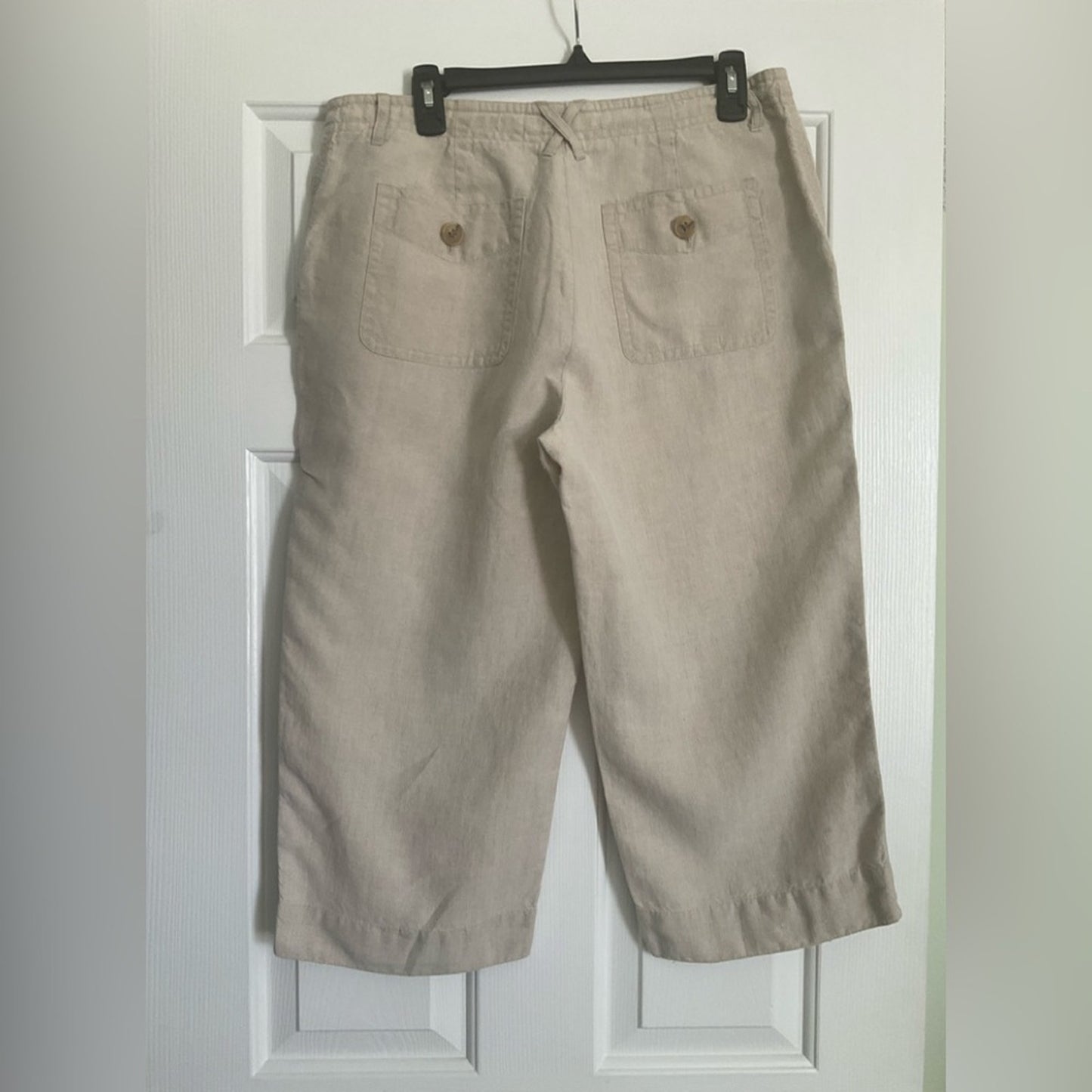 Liz Claiborne Tan Capris