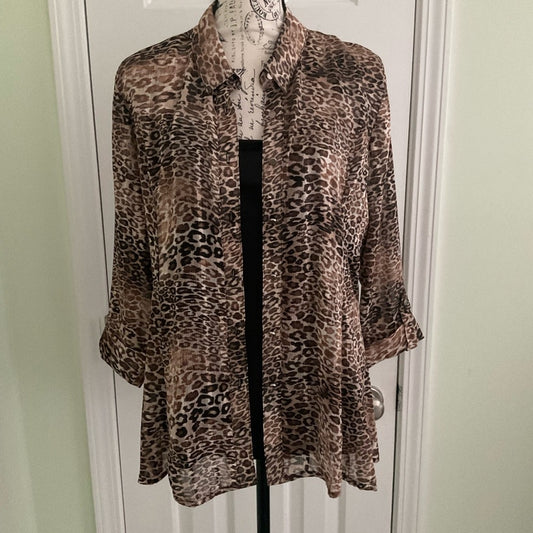 New Directions Leopard Print Button Down Shirt