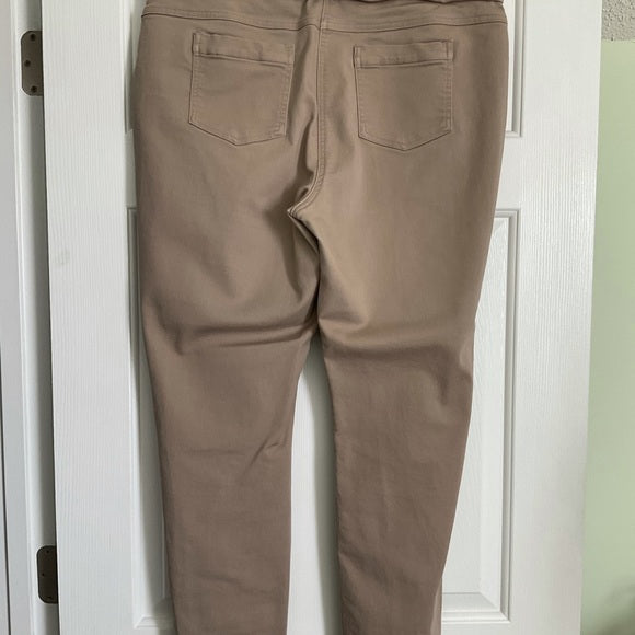 Kim rogers 2024 stretch pants