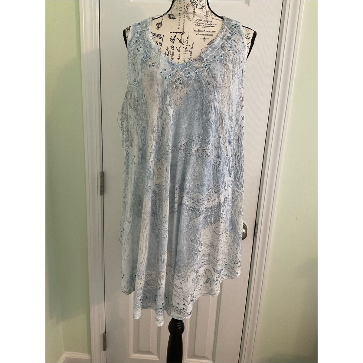 Charlie Paige Light Blue Lace-Trim Sleeveless Tunic