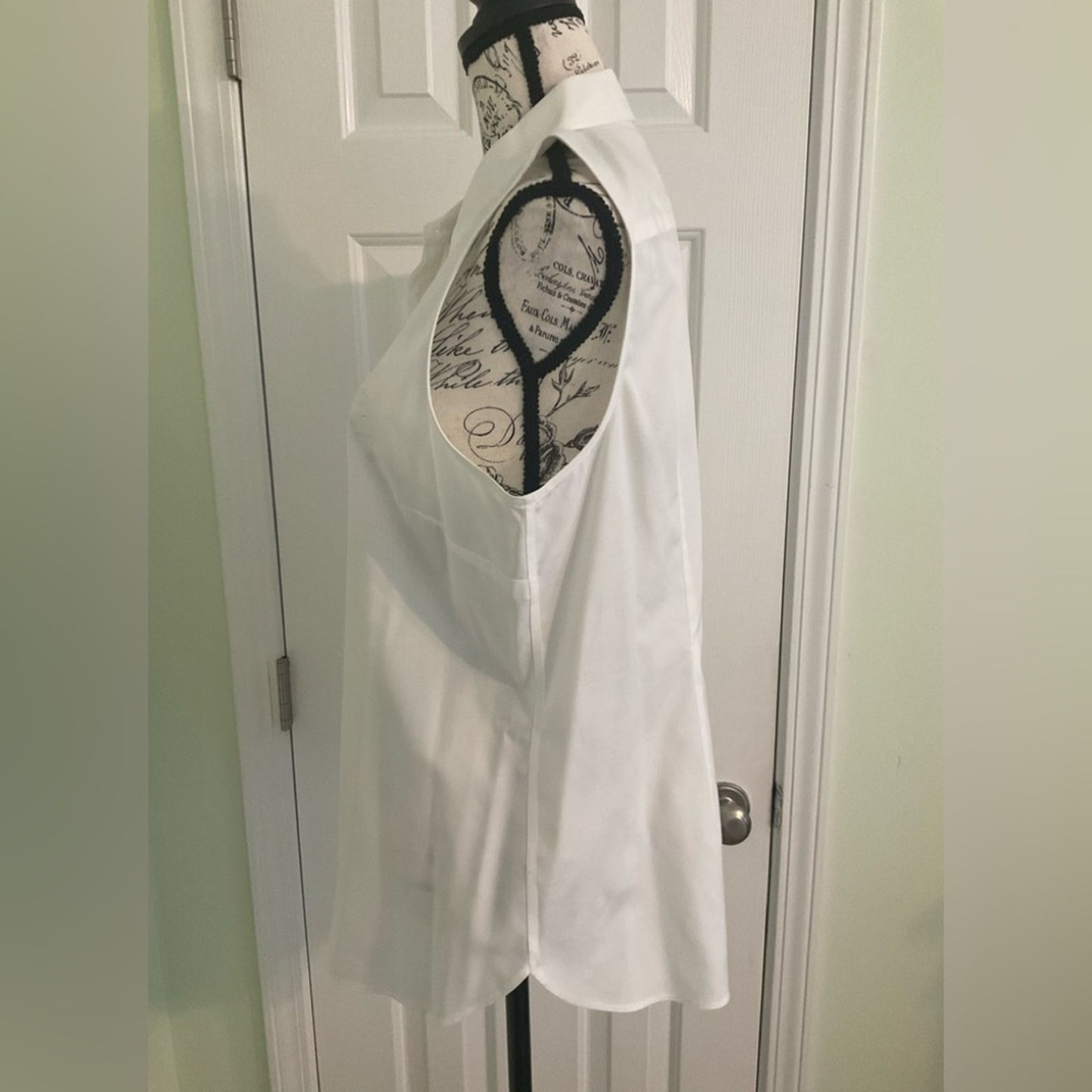 Talbots White Sleeveless Blouse