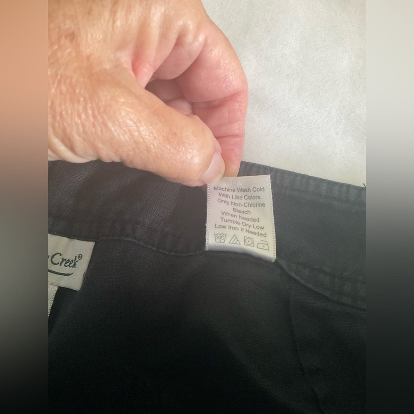 Coldwater Creek Black Linen Capris