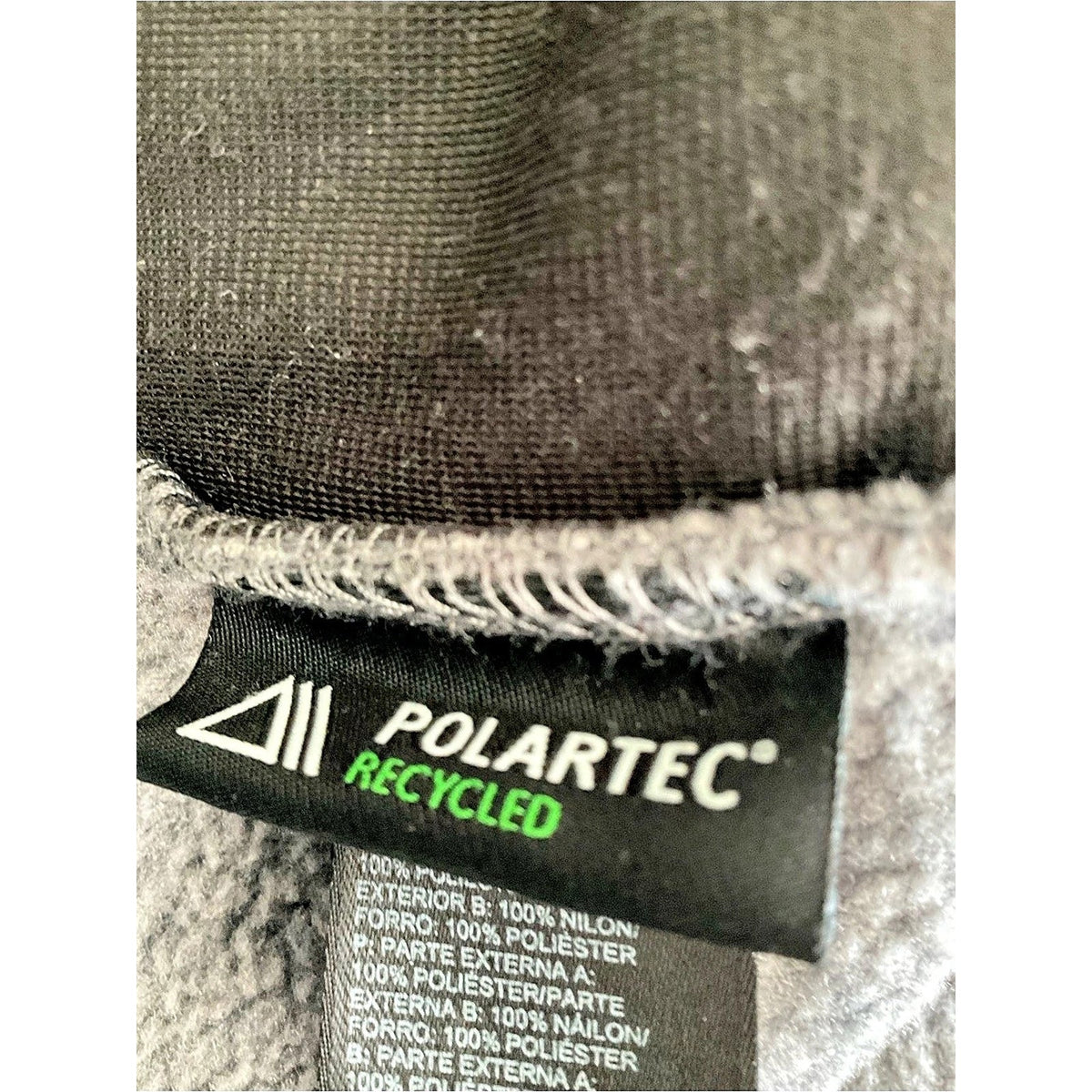 The North Face Retro Denali Jacket Gray & Black Medium