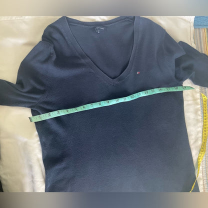 Tommy Hilfiger Women's Navy V-Neck Top