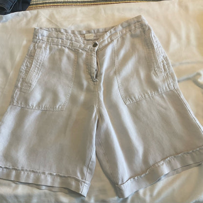 Poetry Cream Women's Shorts
