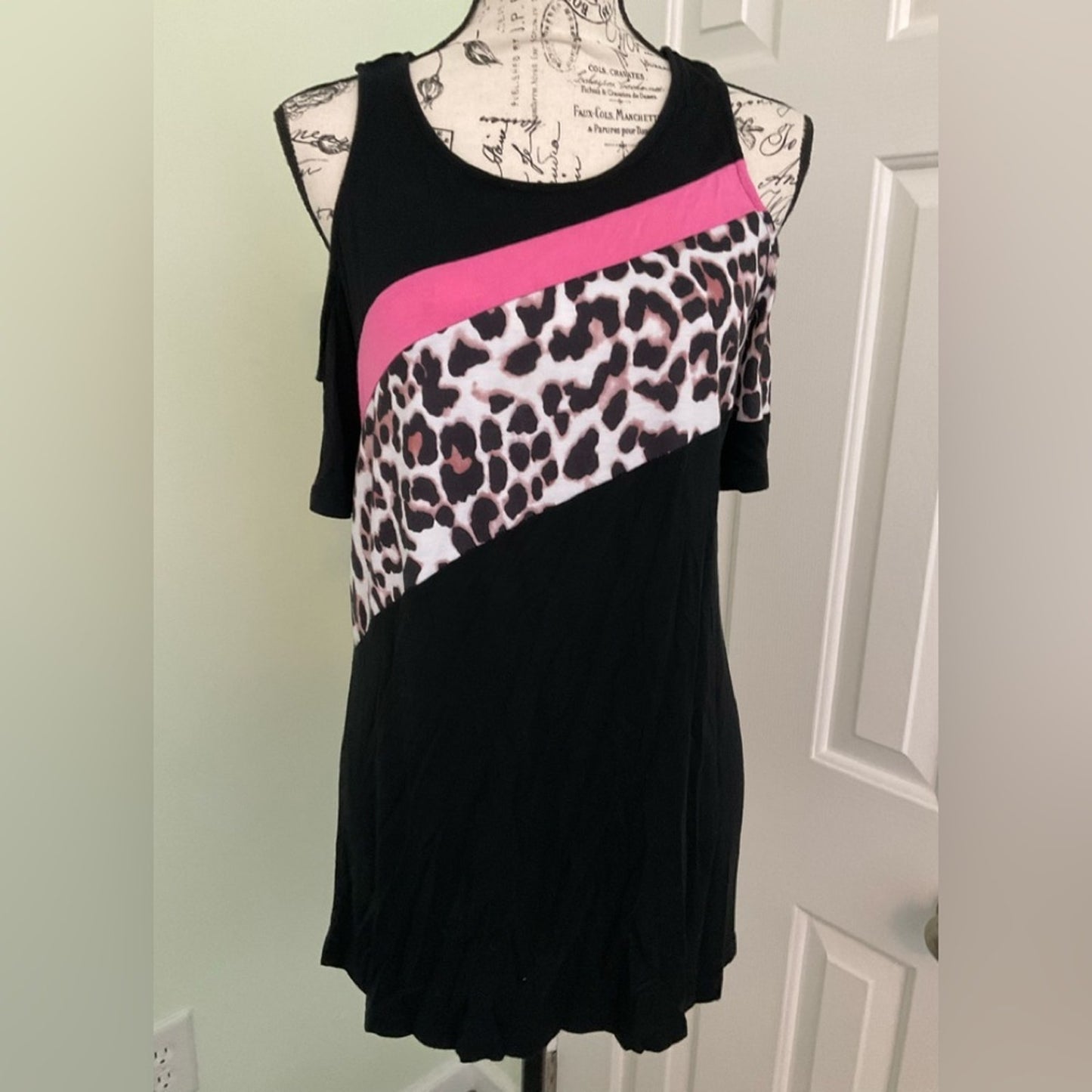 Cold Shoulder long Tunic top with leopard print