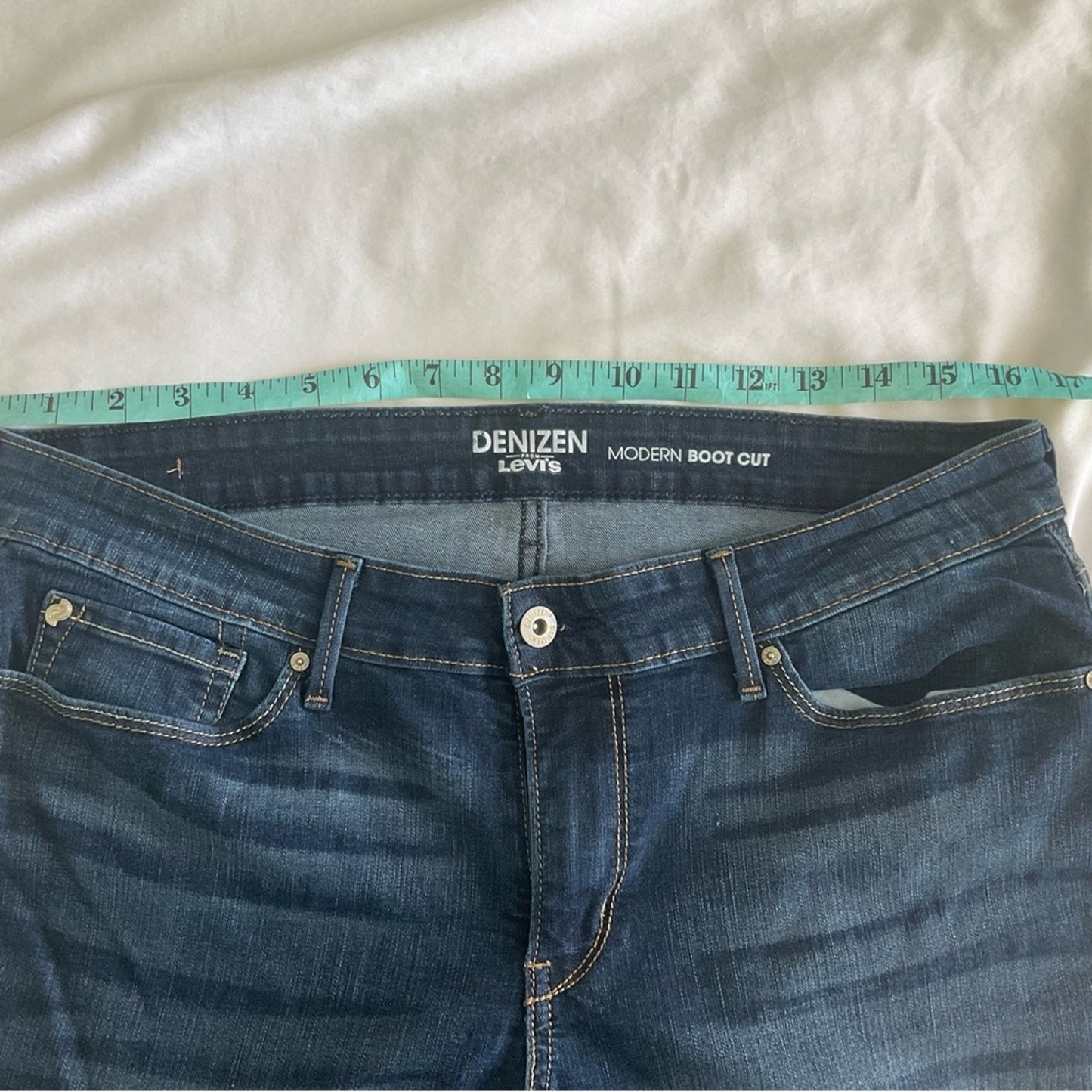 Levi’s Denizen Jeans