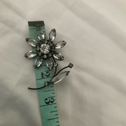 Vintage Elegant Crystal rhinestone Japanned enamel Flower Brooch