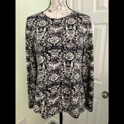 Talbots Black and White Long Sleeve Top