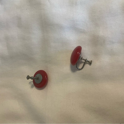 Chic Scarlet Earrings