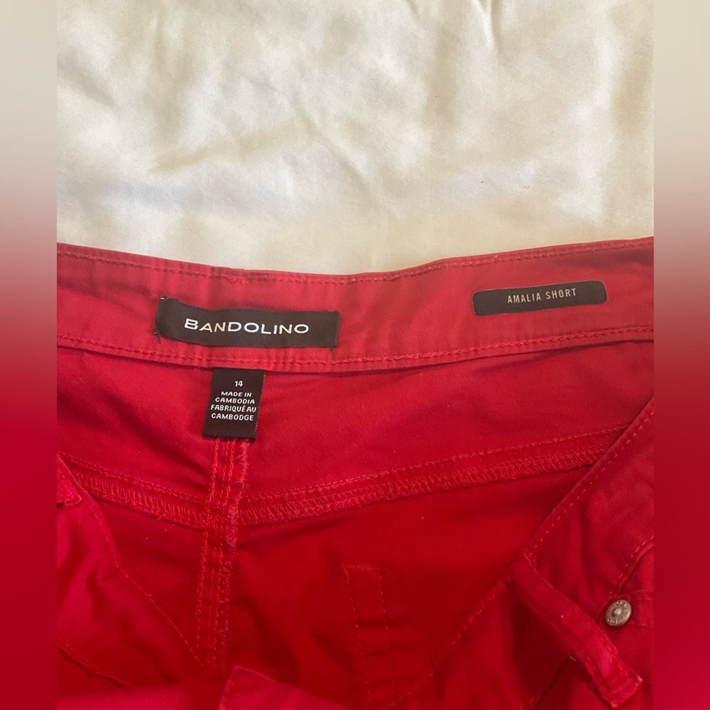 Bandolino Vibrant Red Women's Bermudas