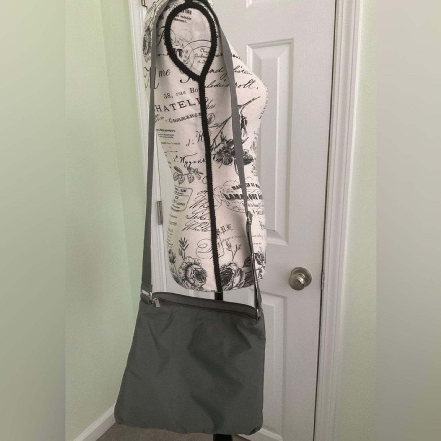 Baggallini Gray Crossbody Bag