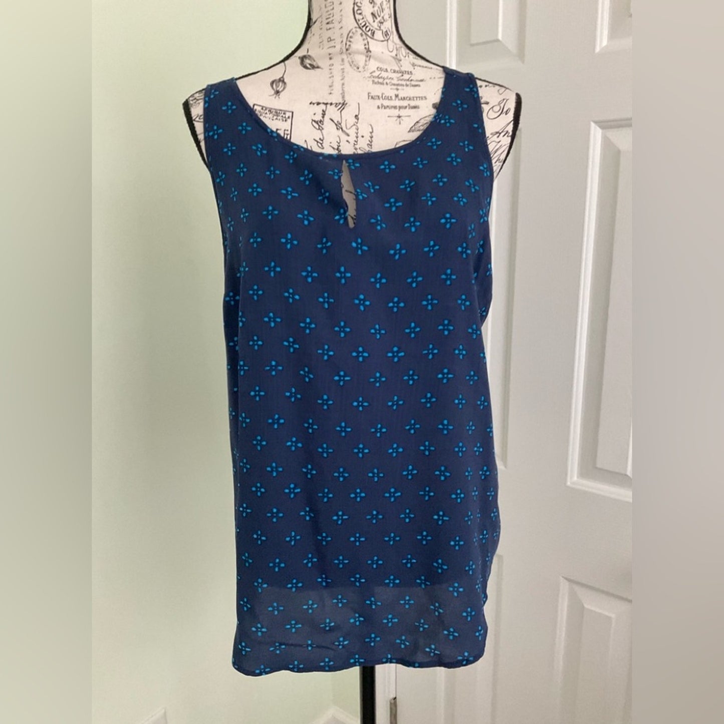 Old Navy tank top