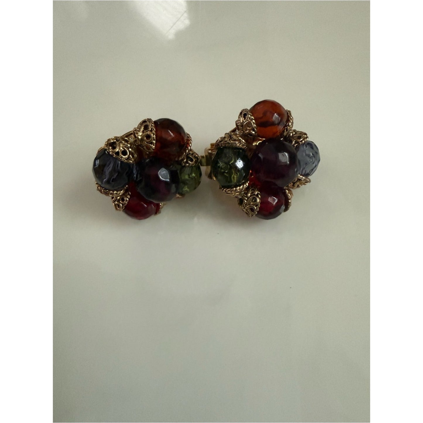Vintage gold tone beaded earrings, clip on