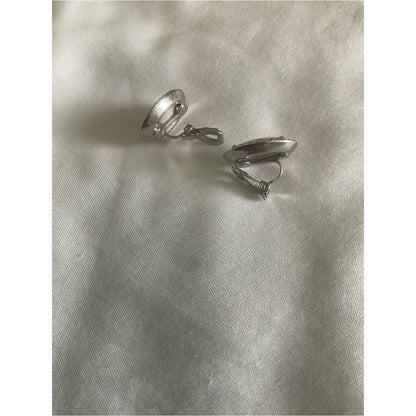 Vintage Oval Halo clear rhinestone clip on earrings