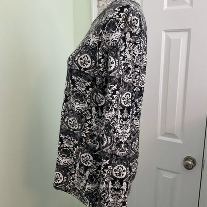 Talbots Black and White Long Sleeve Top