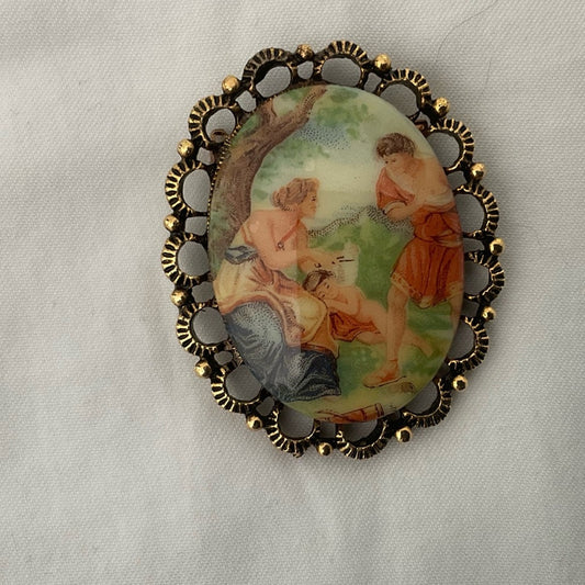 Vintage Cameo Brooch with Gold Accents