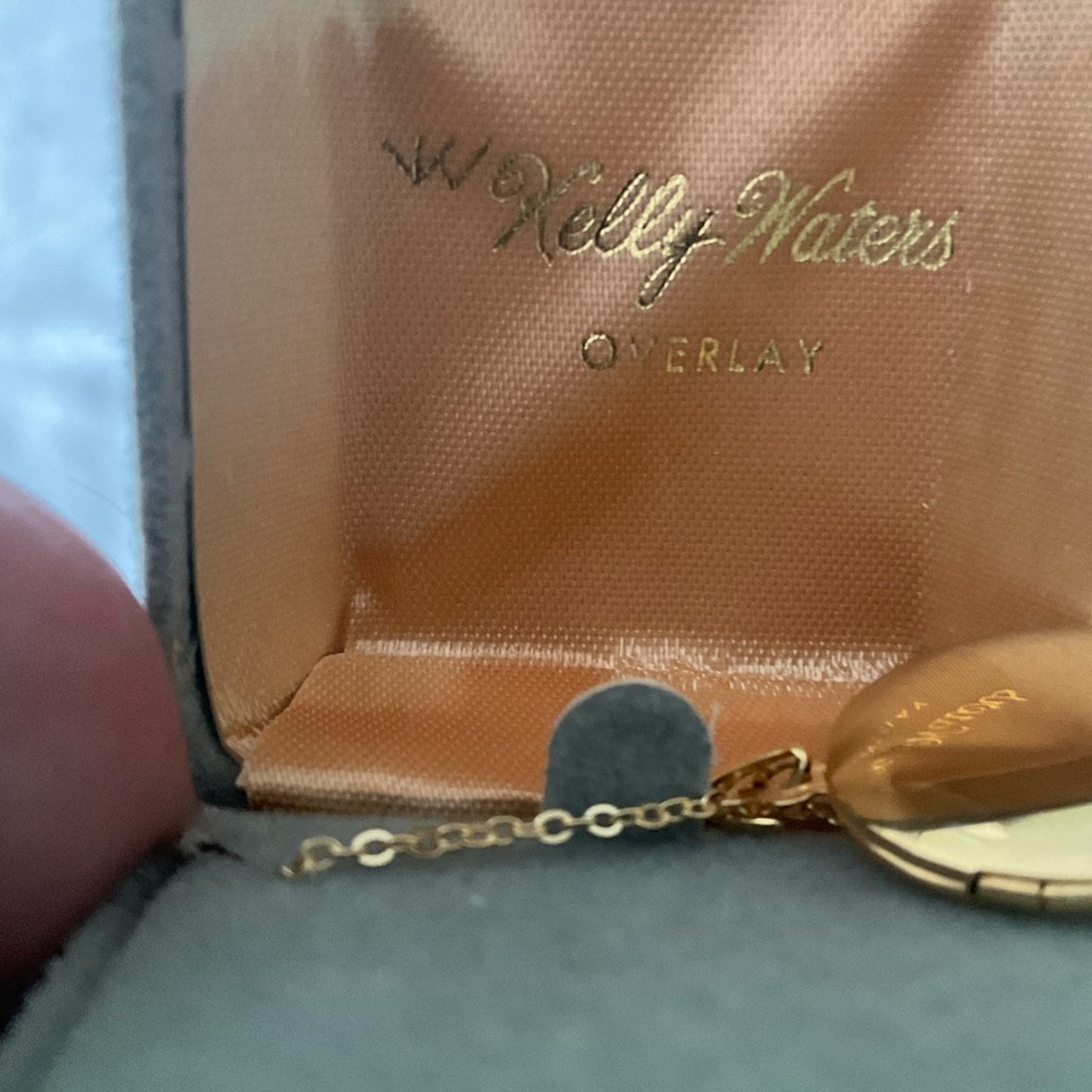 Vintage Kelly Waters Lustrous Gold overlay Oval Locket Necklace