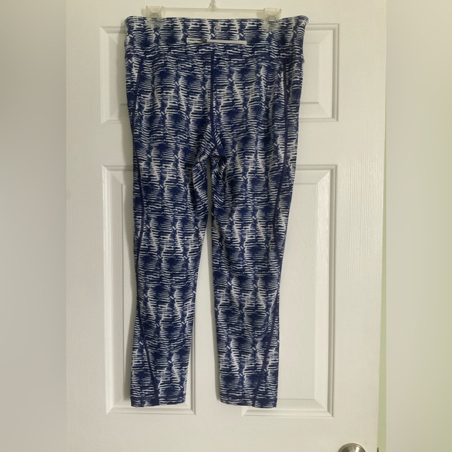 Vineyard Vines Blue and White Patterned Yoga/athletic Pants