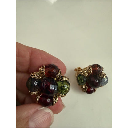 Vintage gold tone beaded earrings, clip on