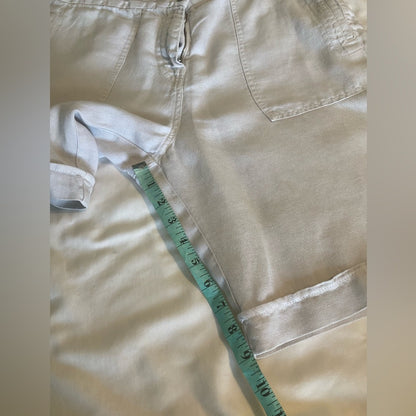 Poetry Cream Women's Shorts