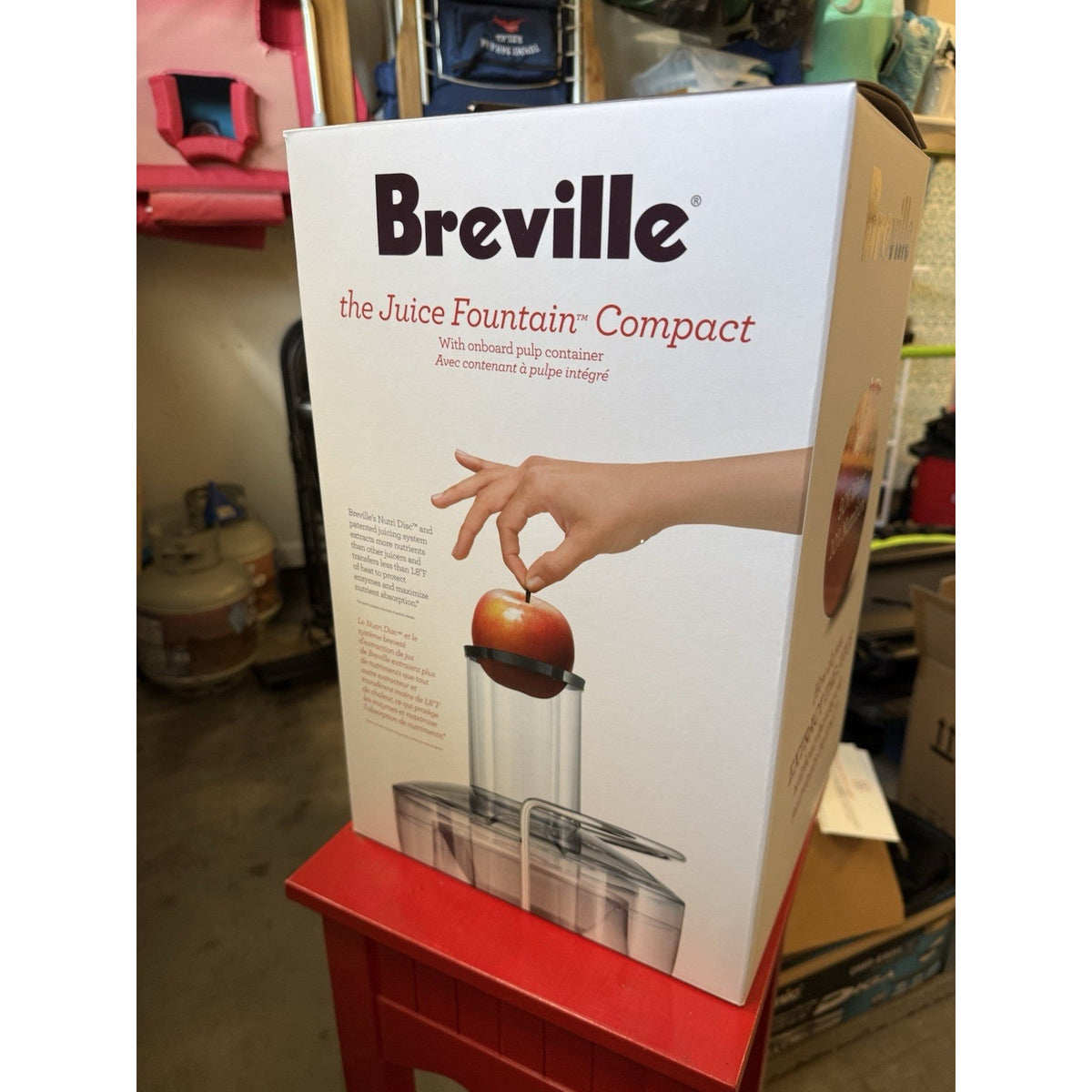 Breville The Juice Fountain Compact w/onboard Pulp Container BJE200XL NEW