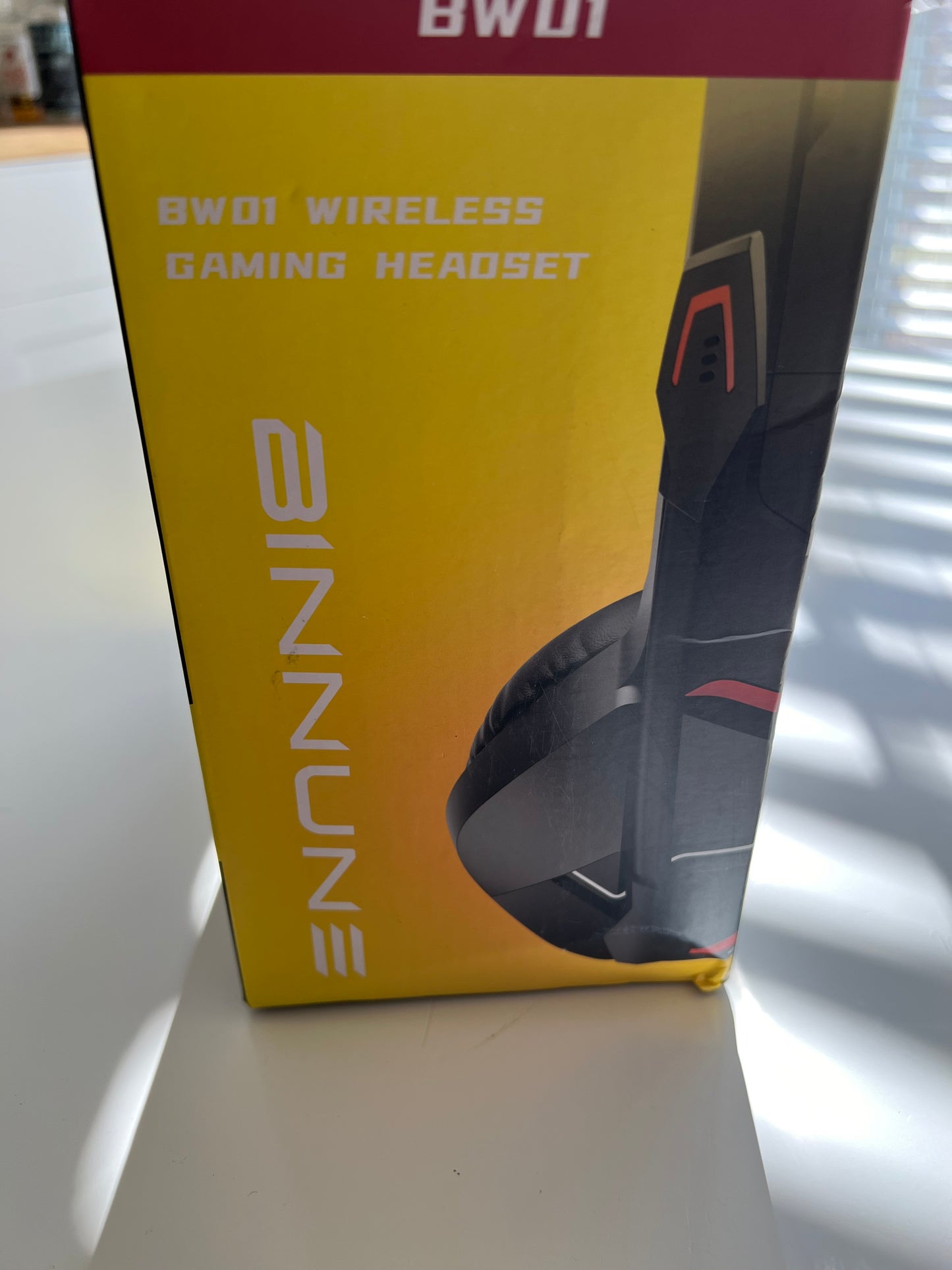 BINNUNE Wireless Gaming Headset with Microphone