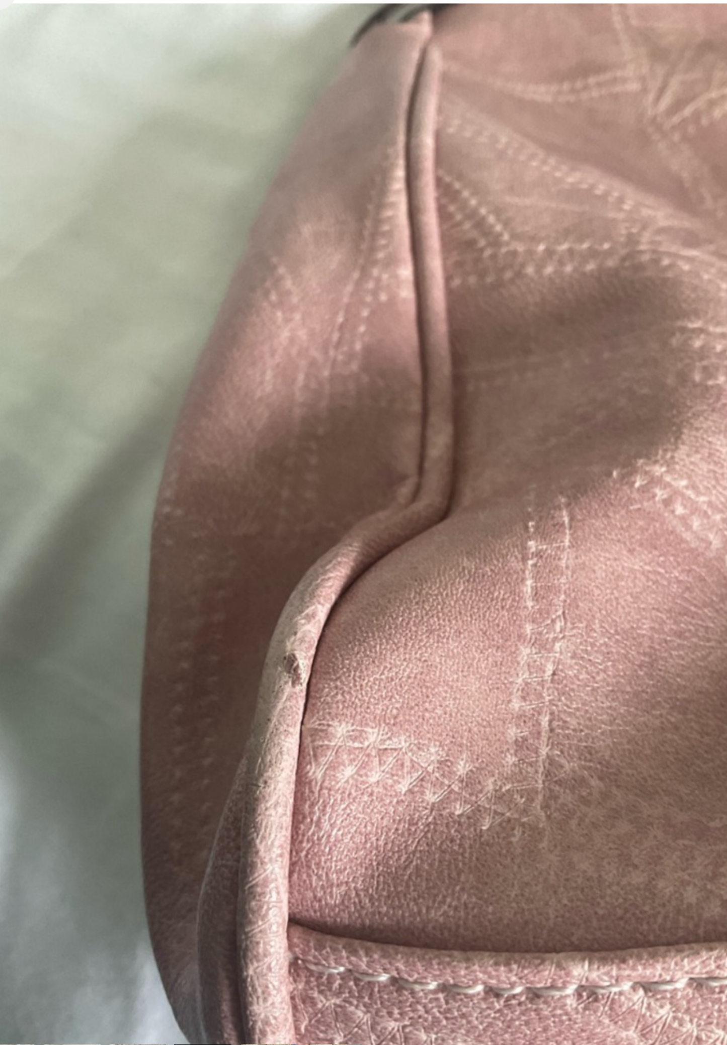 Elegant Pink Frame-Top Wristlet Clutch with Subtle Stitch Detailing