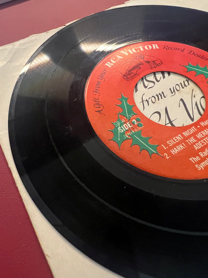 Merry Christmas from your RCA Victor Record Dealer  7" 45  VARIOUS