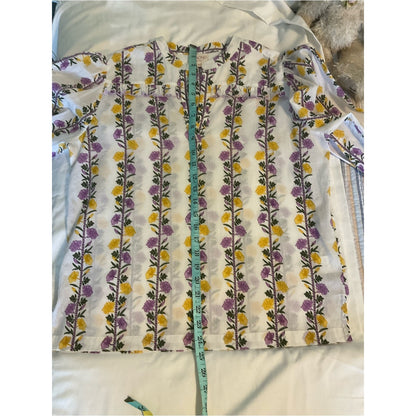 BEYOND by Vera White Floral Ruffle-Trim Blouse in Purple & Yellow