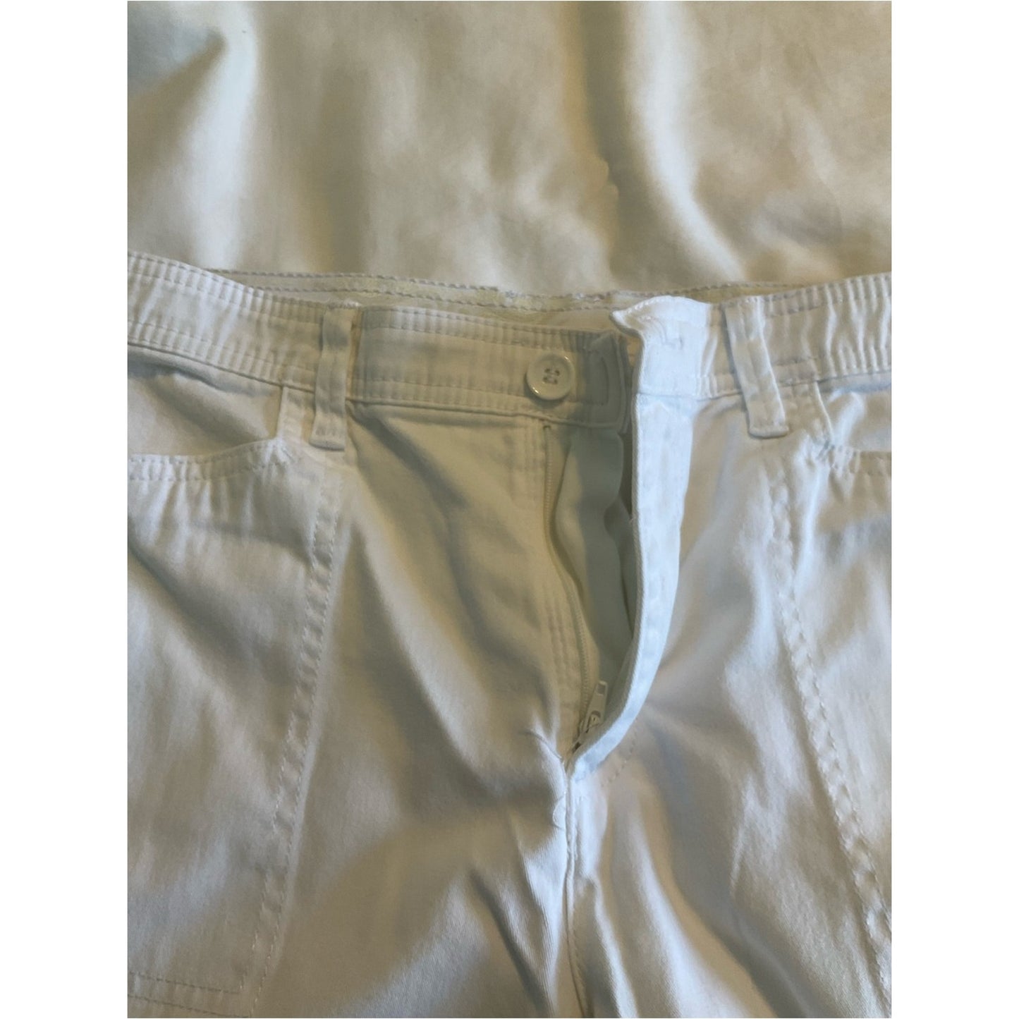 Gloria Vanderbilt White Relaxed Women's Jeans