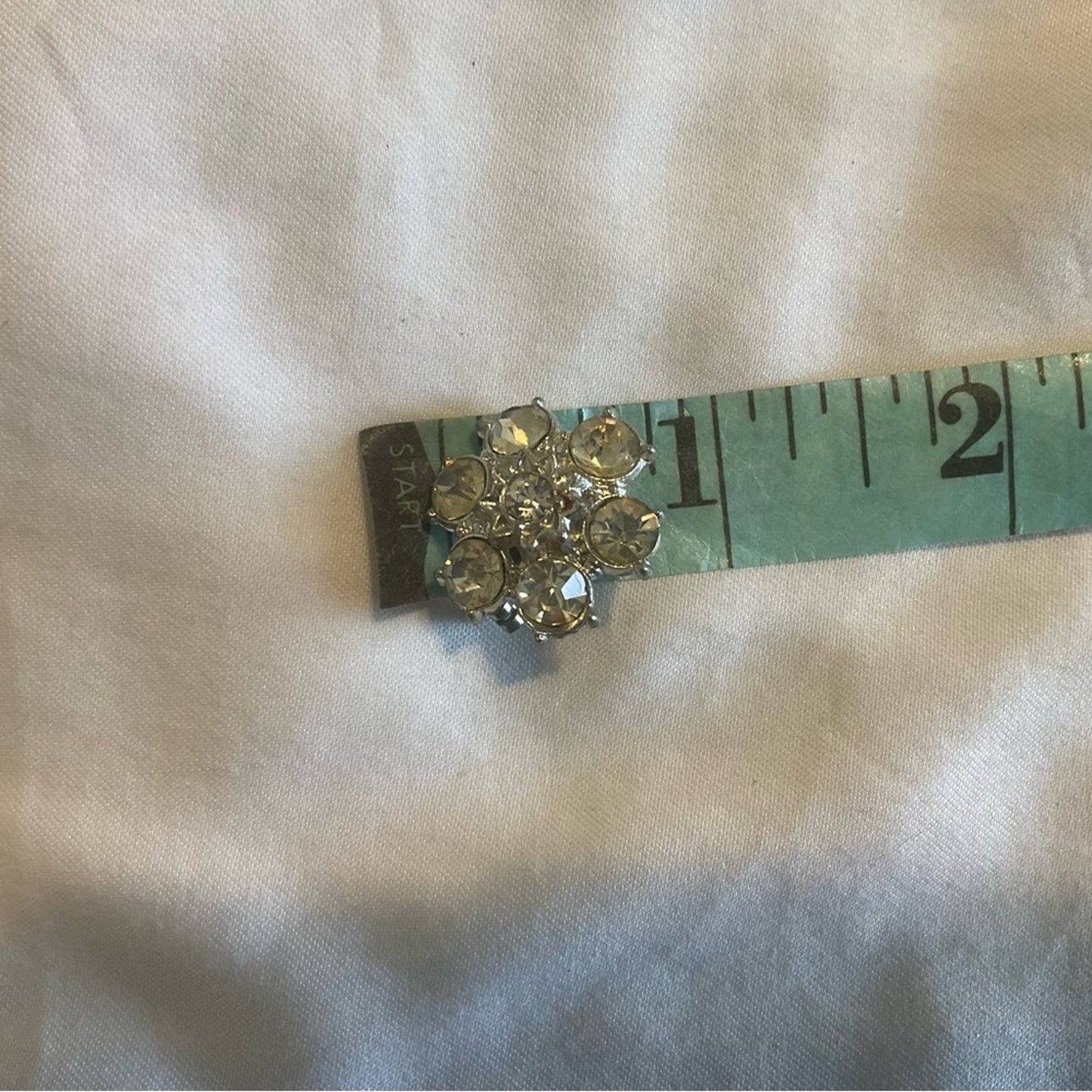 Vintage Clear Crystal Flower Brooch in Silver-Tone