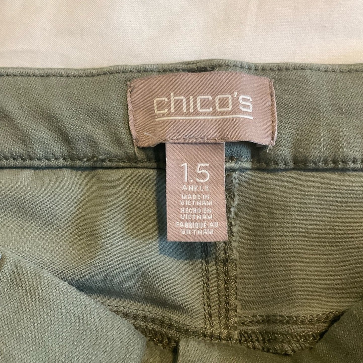 Chico's Olive Ankle Pants