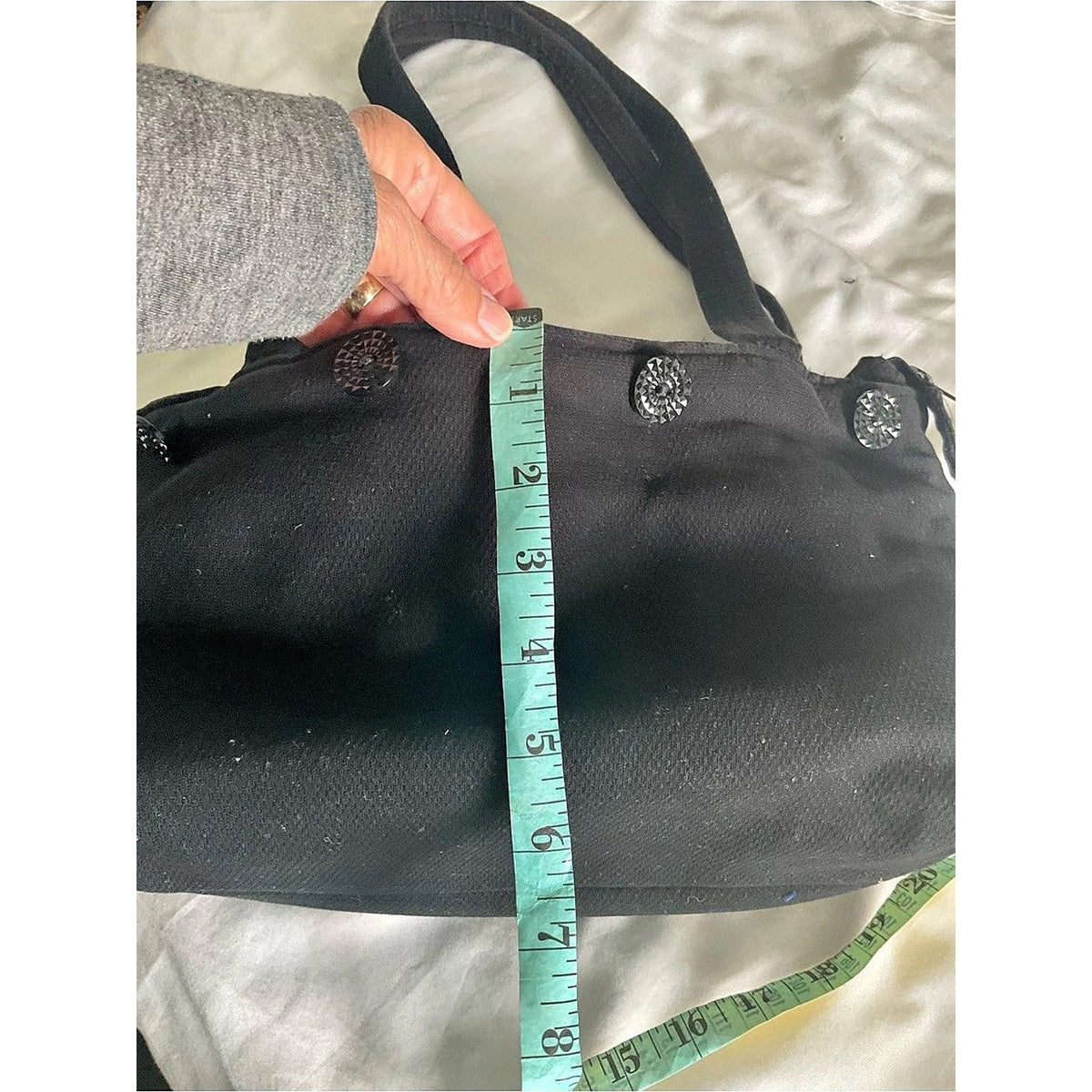 Pocketbook in black with covers
