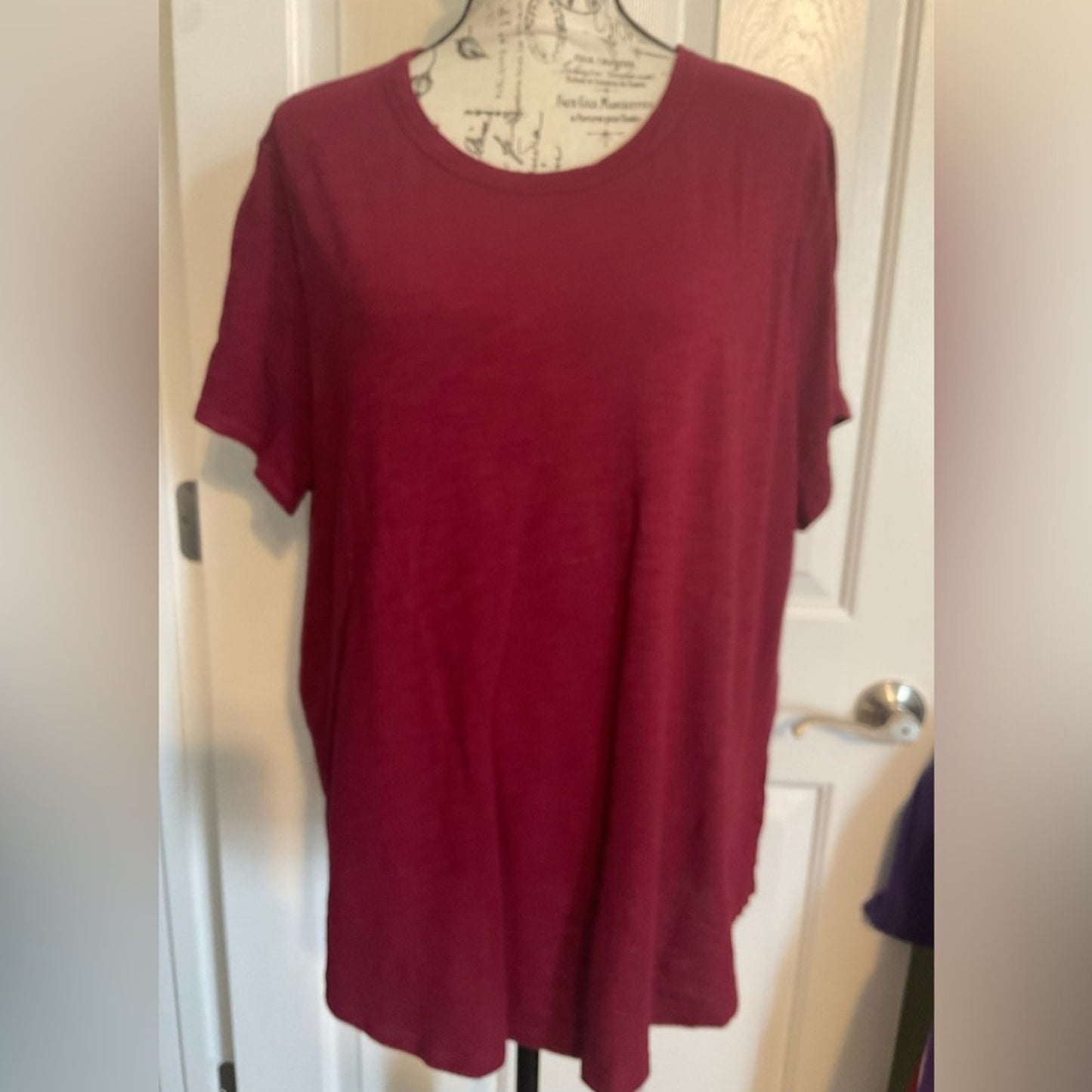 Old Navy Burgundy Everywear T-Shirt - Womens