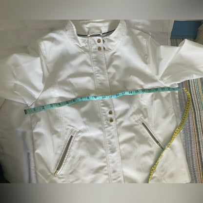 Crown & Ivy Women's White Jacket