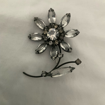 Vintage Elegant Crystal rhinestone Japanned enamel Flower Brooch