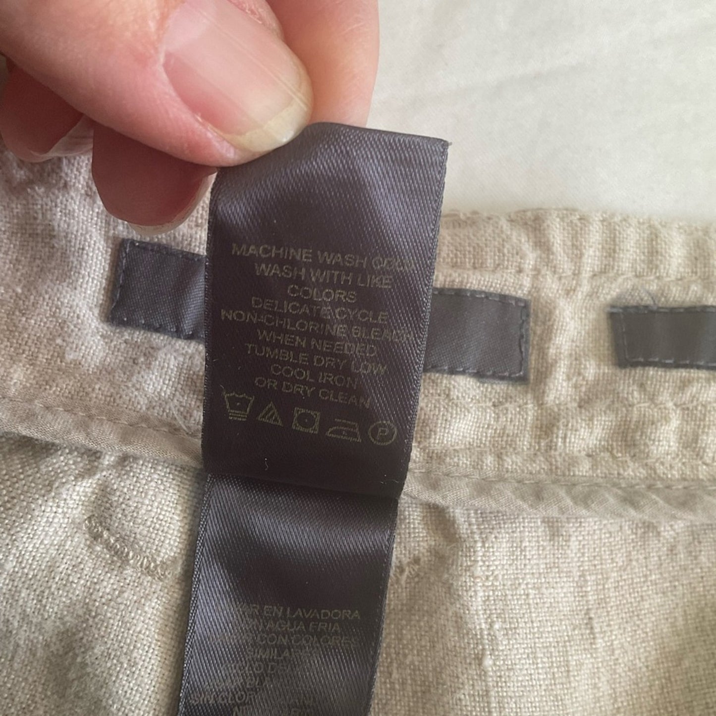 Liz Claiborne Tan Capris