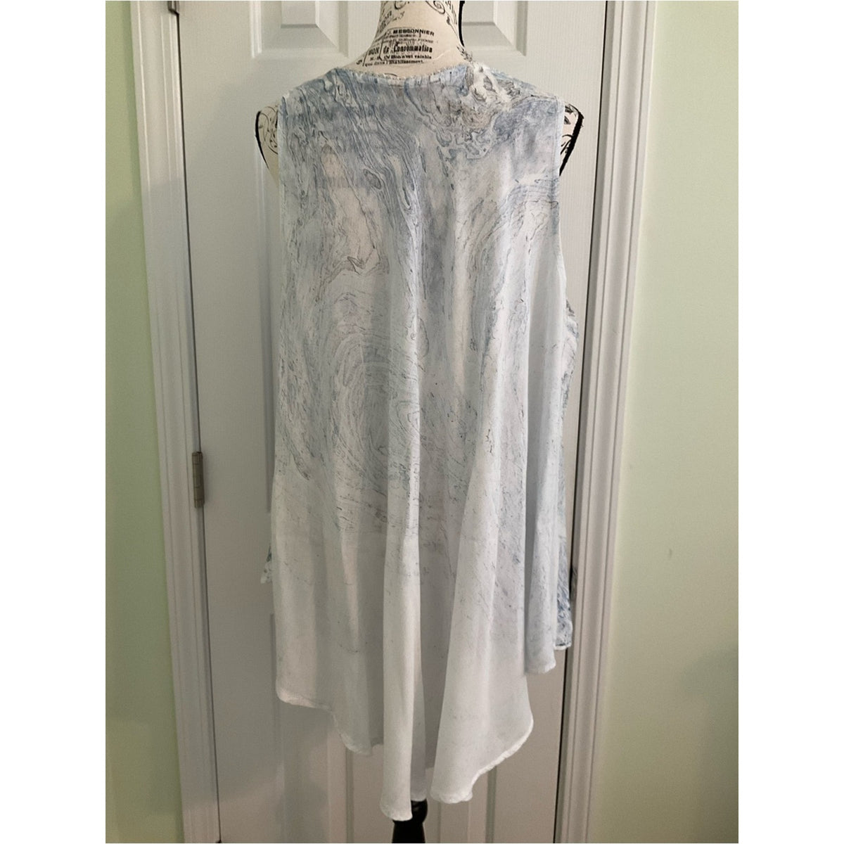 Charlie Paige Light Blue Lace-Trim Sleeveless Tunic