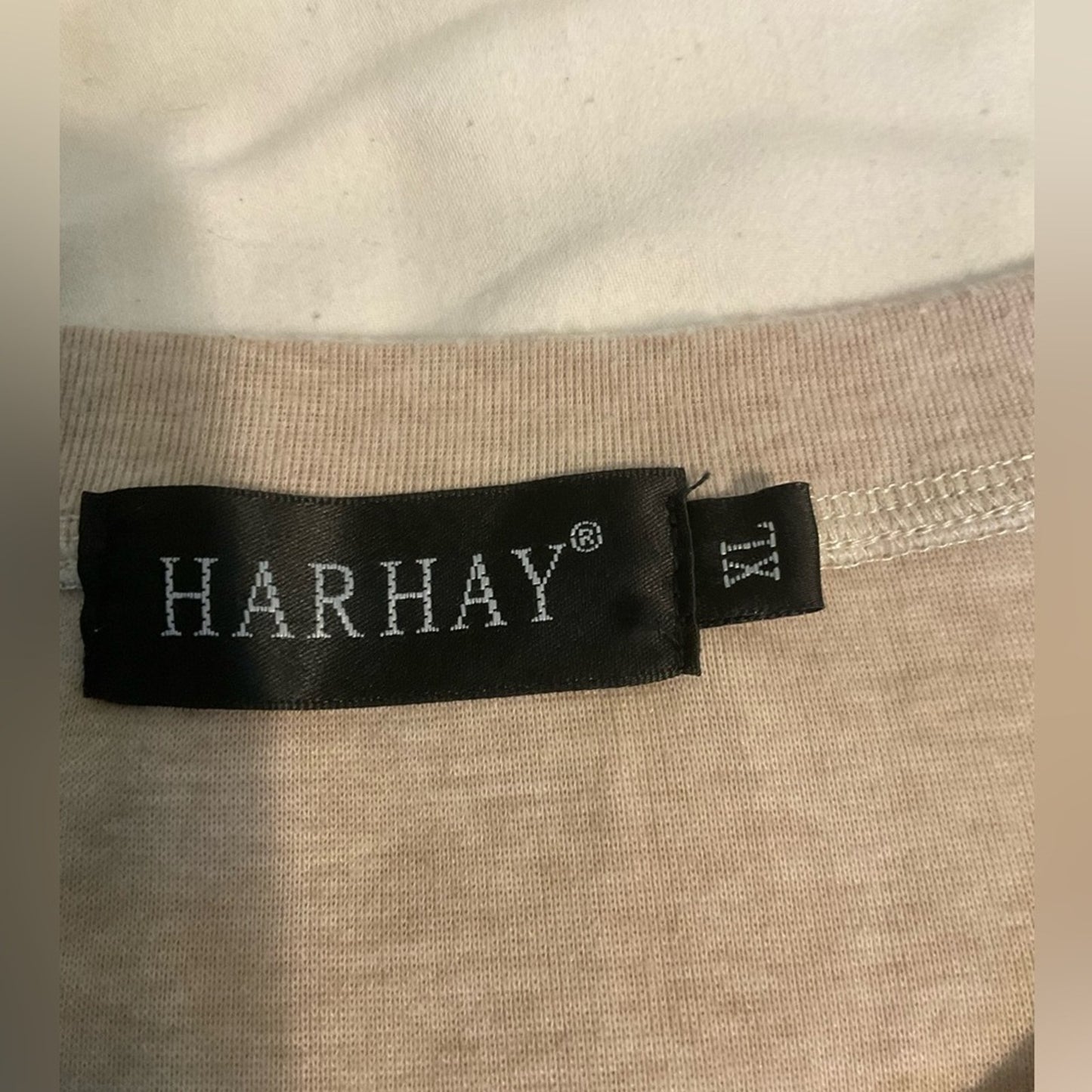 Harhay pullover crew neck top.