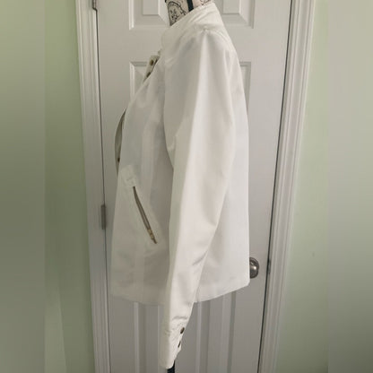 Crown & Ivy Women's White Jacket